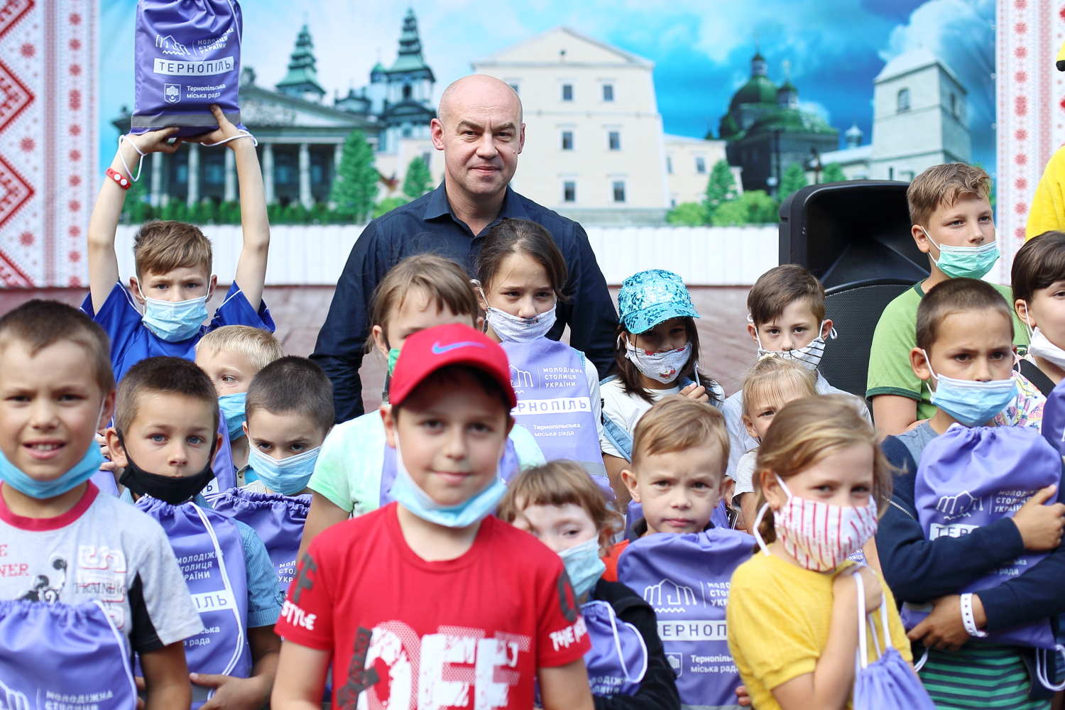 Напередодні 1 вересня у Тернополі пройшла щорічна благодійна акція «Свято школяра»