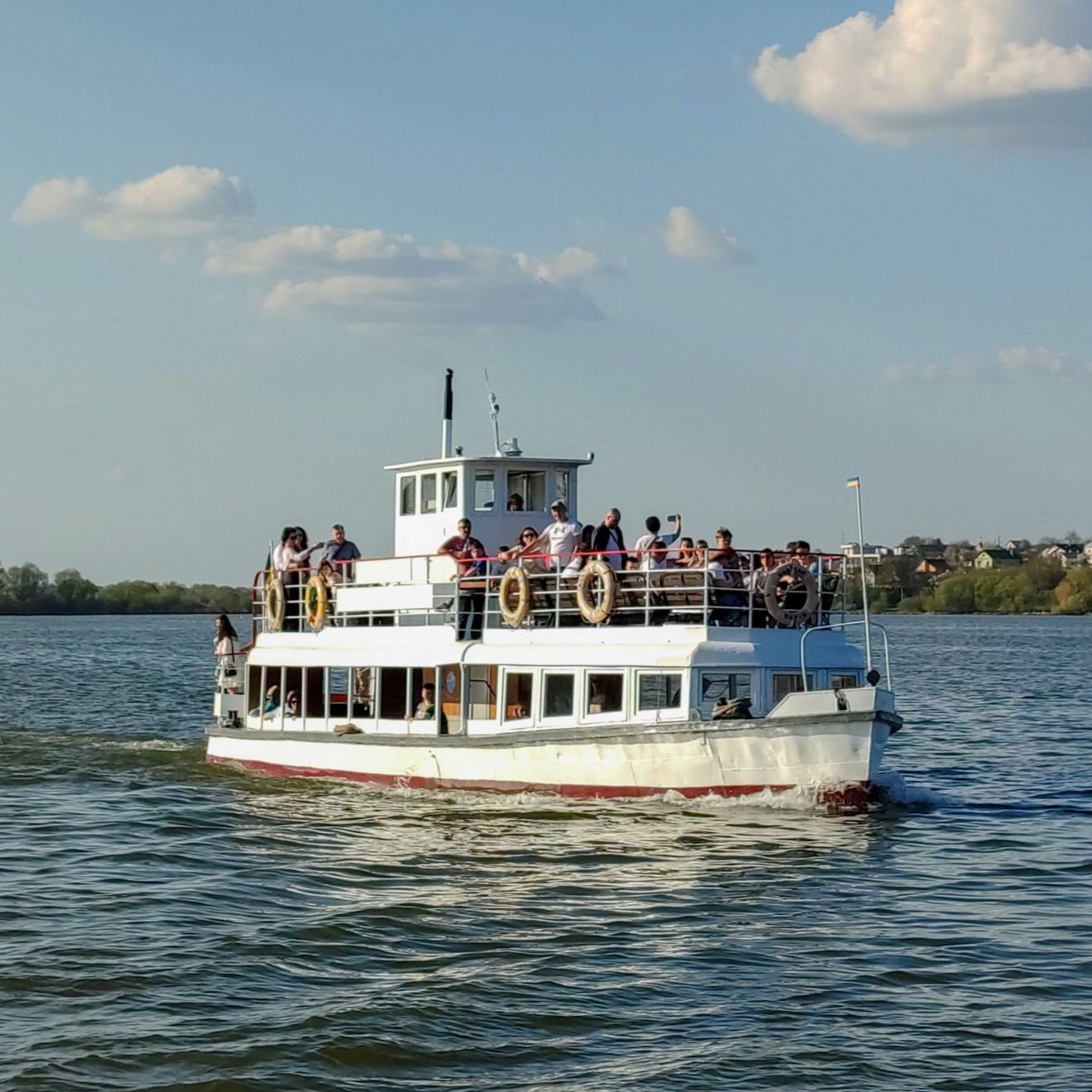 Запрошуємо тернополян та гостей міста на водні прогулянки Тернопільським ставом