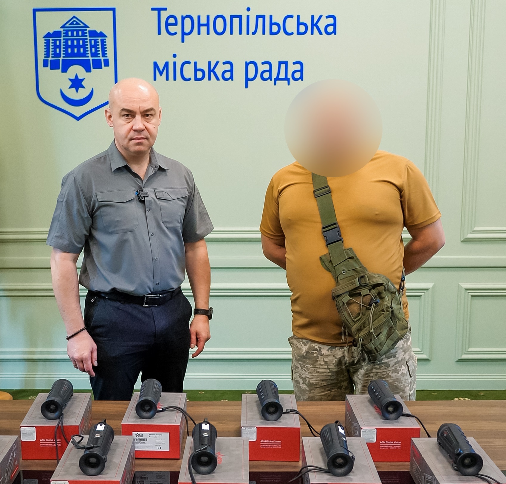 Сергій Надал передав 10 тепловізорів для бійців 55 батальйону