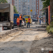 У Тернополі облаштовують безбар’єрний тротуар на вулиці Торговиці