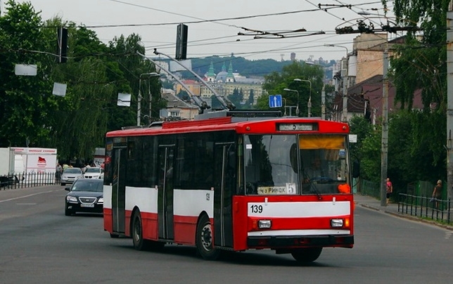 На прохання тернополян, внесено зміни в автобусний маршрут №35 та тролейбусний - №5