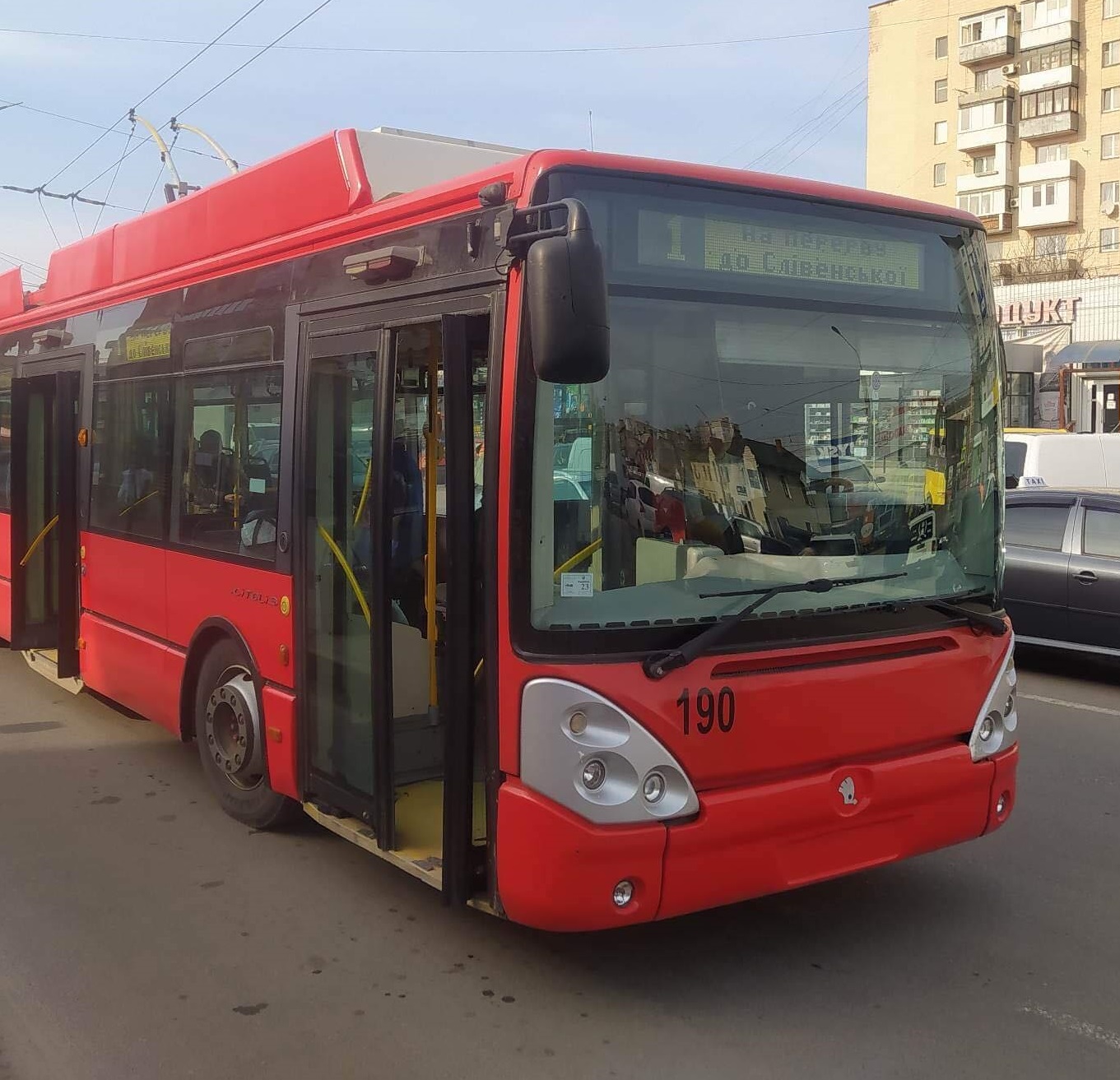 Для Тернополя планується закупити близько 30 нових низькопідлогових тролейбусів