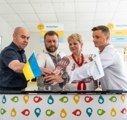 У Тернополі спеціальним поштовим штемпелем урочисто погасили марки «Українська мрія»