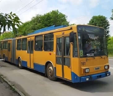 До уваги тернополян! Оприлюднено тимчасовий розклад руху тролейбусного маршруту №8 у вихідні дні