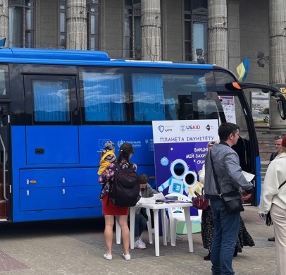 Завдяки роботі вакцинального автобуса понад 60 тернополян отримали різні види щеплень