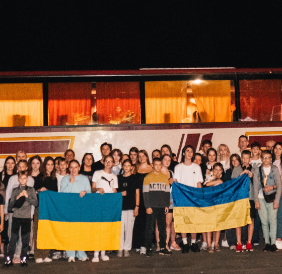 Ще 40 дітей захисників та Героїв Тернопільської громади вирушили на літній відпочинок до Швеції