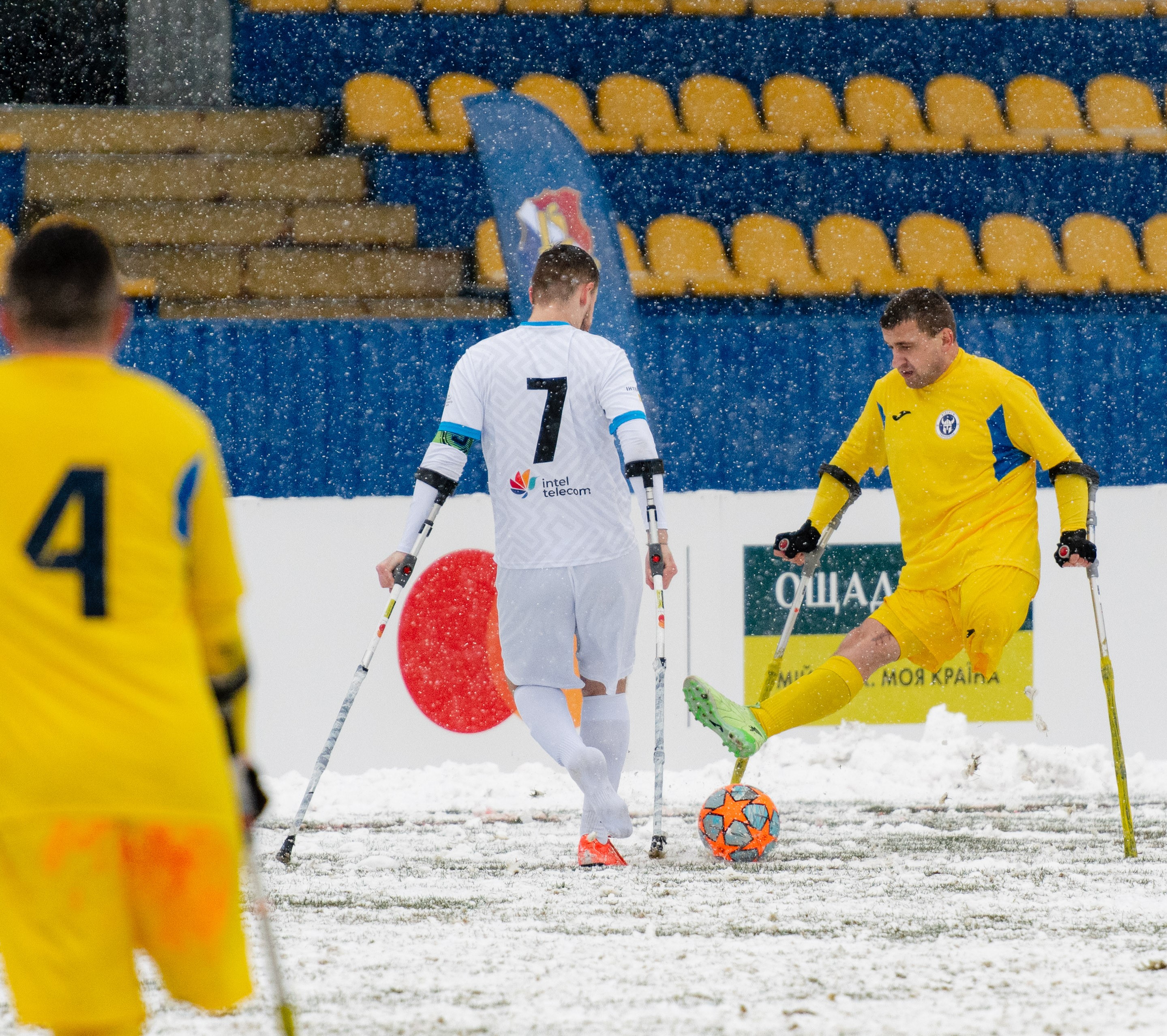 Команда «Вікінги» виборола срібло першого чемпіонату України з ампфутболу