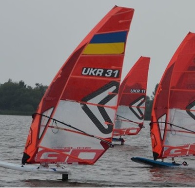 Тернопільські віндсерфінгісти здобули «золото» і «срібло» на Чемпіонаті України з вітрильного спорту
