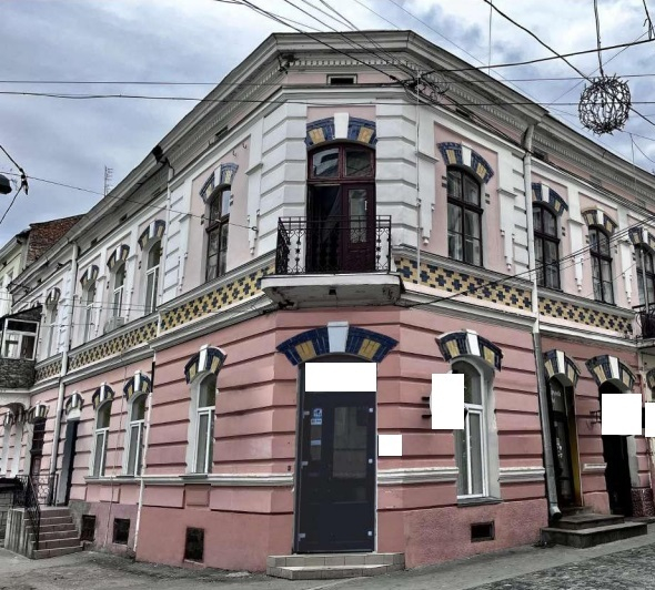 Тернопільським підприємцям необхідно привести у відповідність рекламні вивіски до 01 травня 2023 року