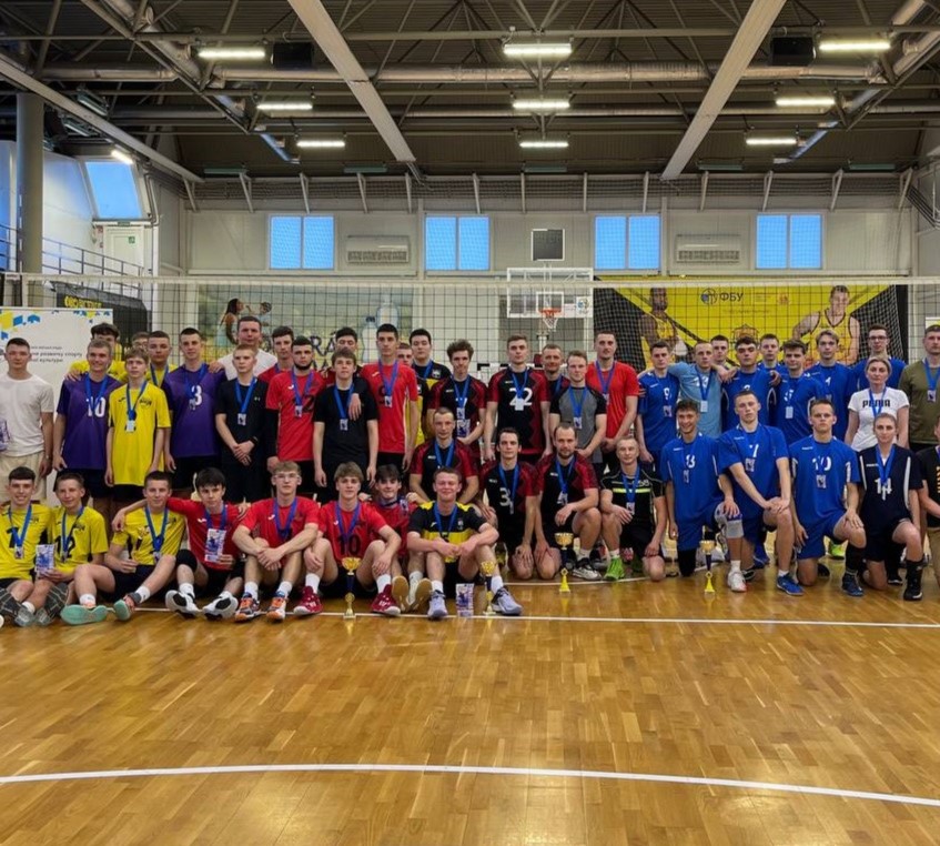 Команда «IRON TEAM» – чемпіон Тернопільської громади з волейболу