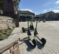 У центральній частині Тернополя вводиться заборона на рух електросамокатів та мопедів