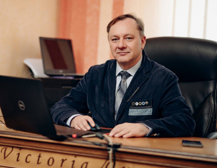 Тернопільська школа №18 і надалі працюватиме під керівництвом Руслана Заброцького