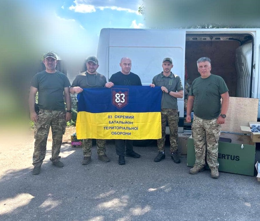 Міський голова Сергій Надал на фронті нагородив тернопільських військовослужбовців