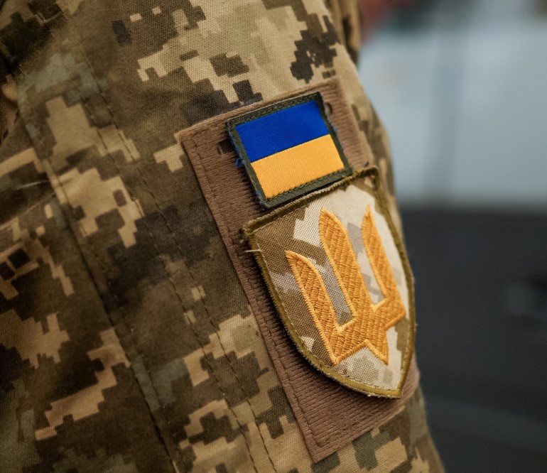 Тернопільська міська рада оголосила закупівлю 10 зарядних станцій для захисників