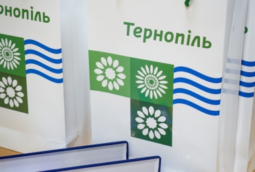 Вітання та нагородження працівників соціальної сфери напередодні професійного свята 2022