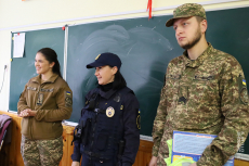 На власному прикладі. Тернопільські гвардійці провели відкритий урок місцевим школярам