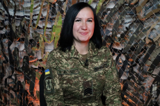 «Бути військовою - це не просто форма, це відповідальність». Сержант Марія Ділай про службу в НГУ (ВІДЕО)
