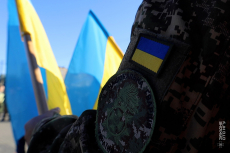 У Тернополі біля Меморіальної стели «Воїнам, загиблим за волю України» відбулася Панахида під назвою «Світло молитви в темряві війни»